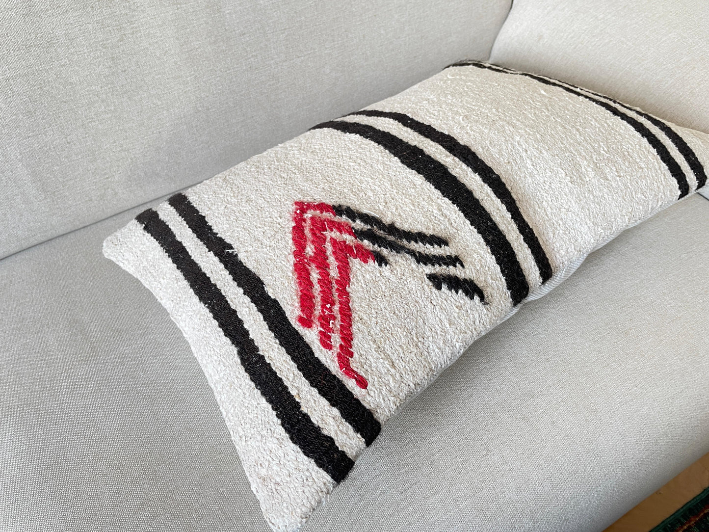 Hemp Hand woven Kilim cushion cover (60x40cm)