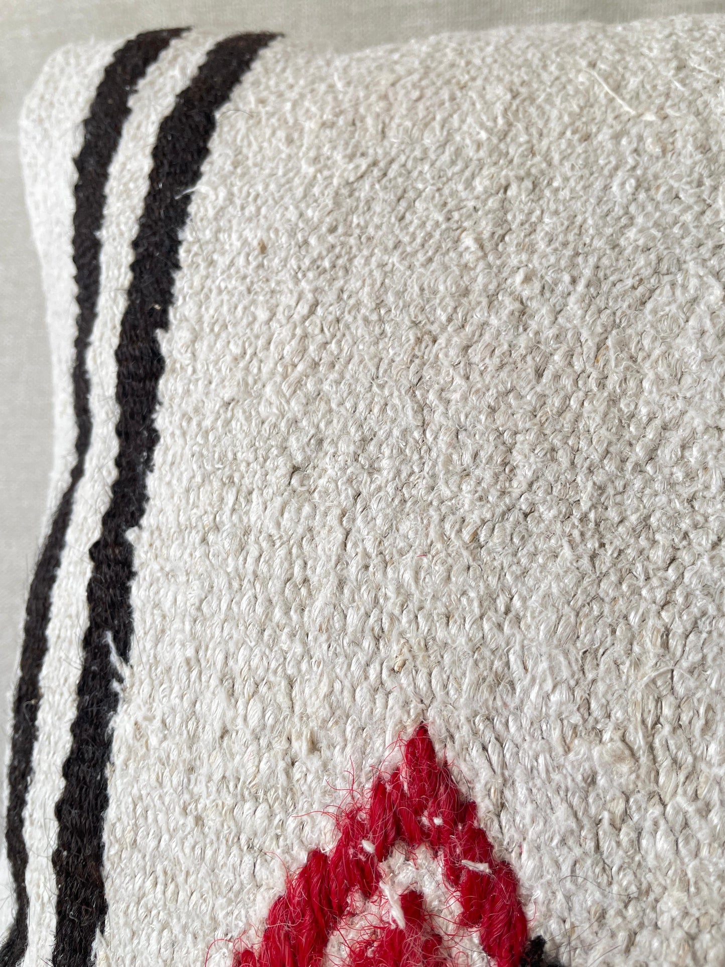 Hemp Hand woven Kilim cushion cover (60x40cm)