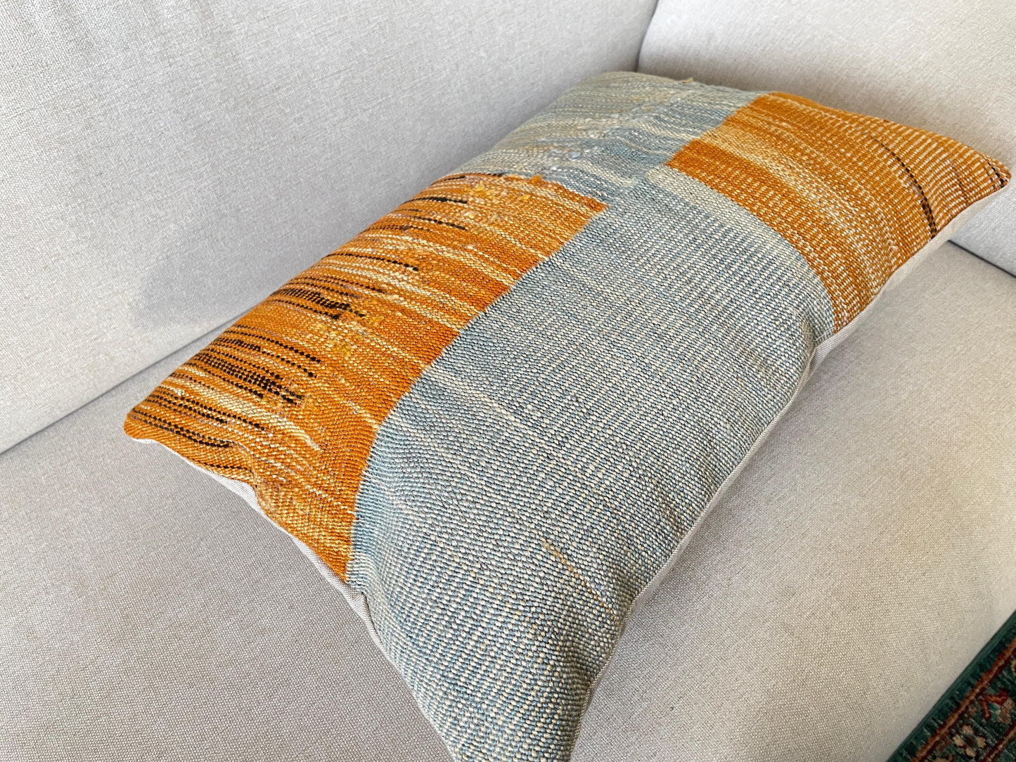Hand woven Kilim cushion cover (60x40cm)