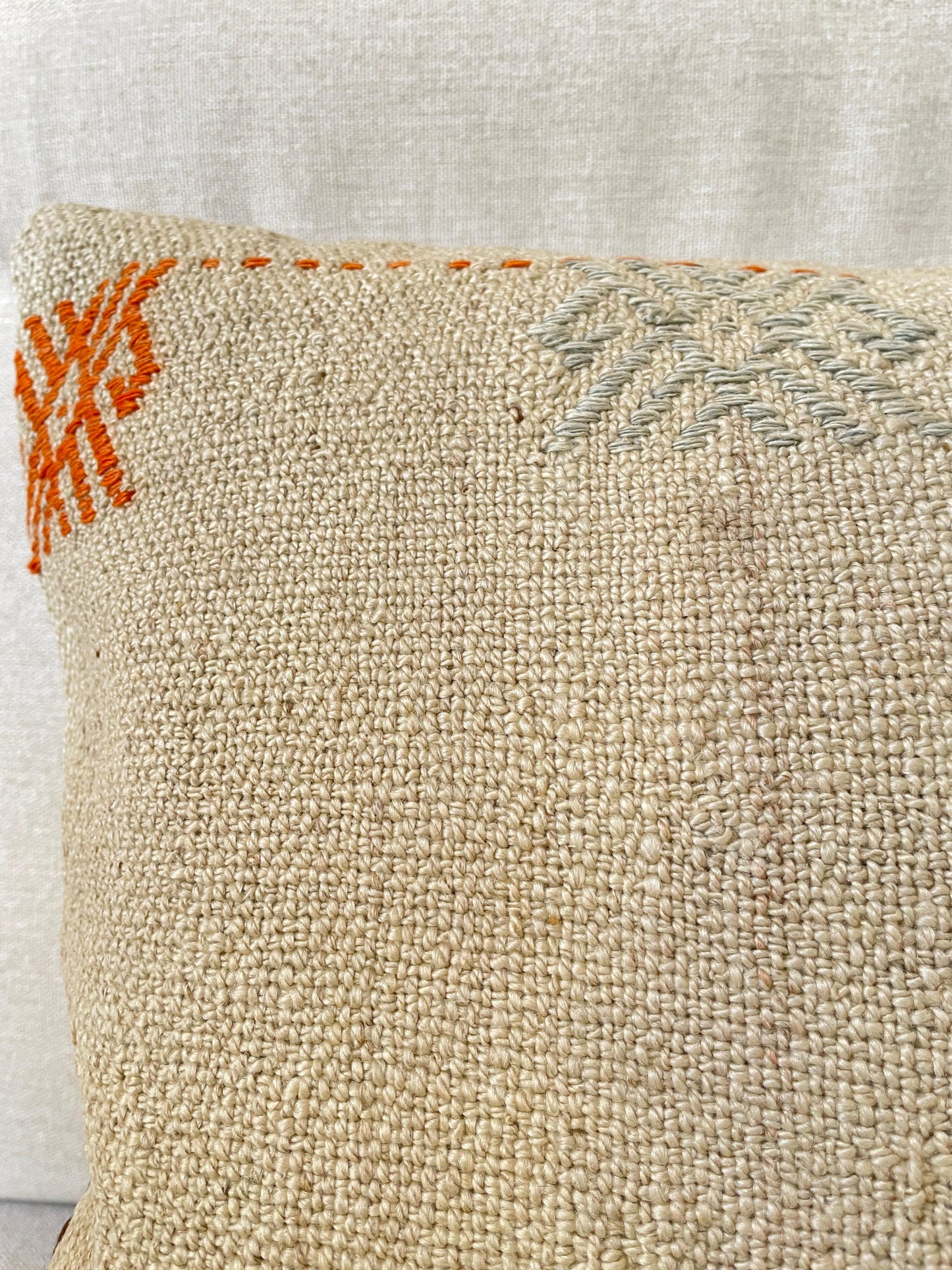 Hand woven Kilim cushion cover (60x40cm)