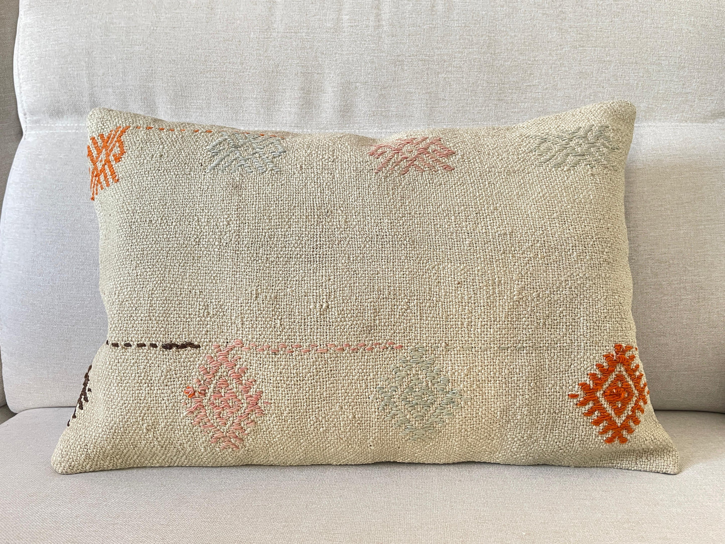 Hand woven Kilim cushion cover (60x40cm)