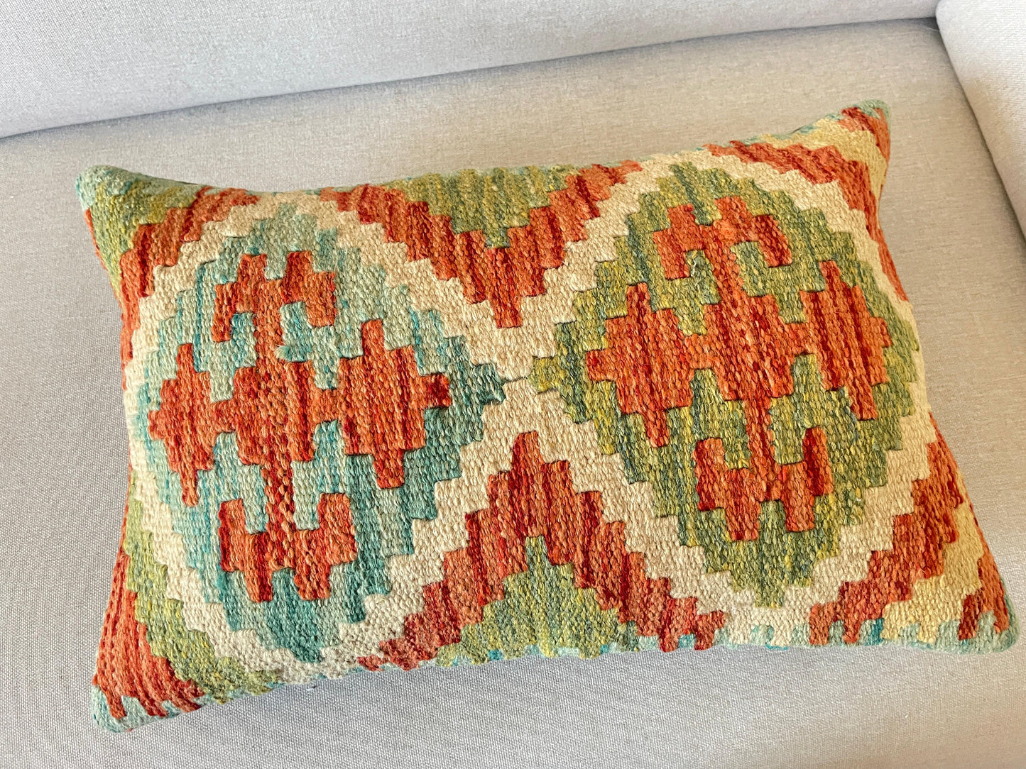 Hand woven Kilim cushion cover (60x40cm)
