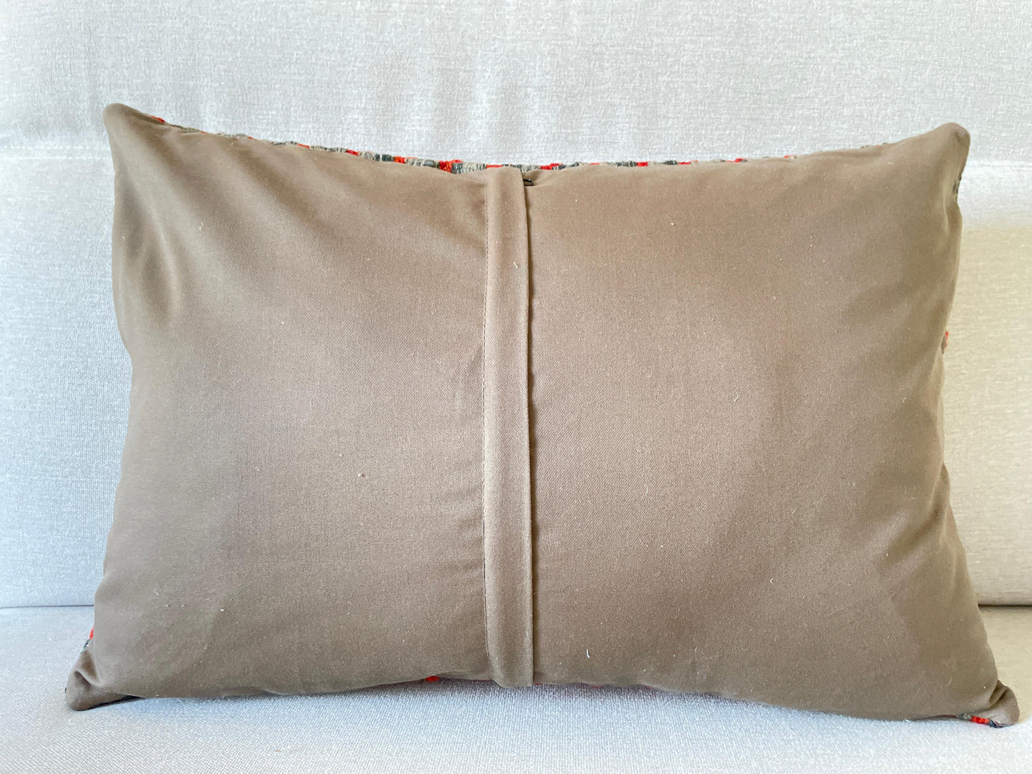 Hand woven Kilim cushion cover (60x40cm)