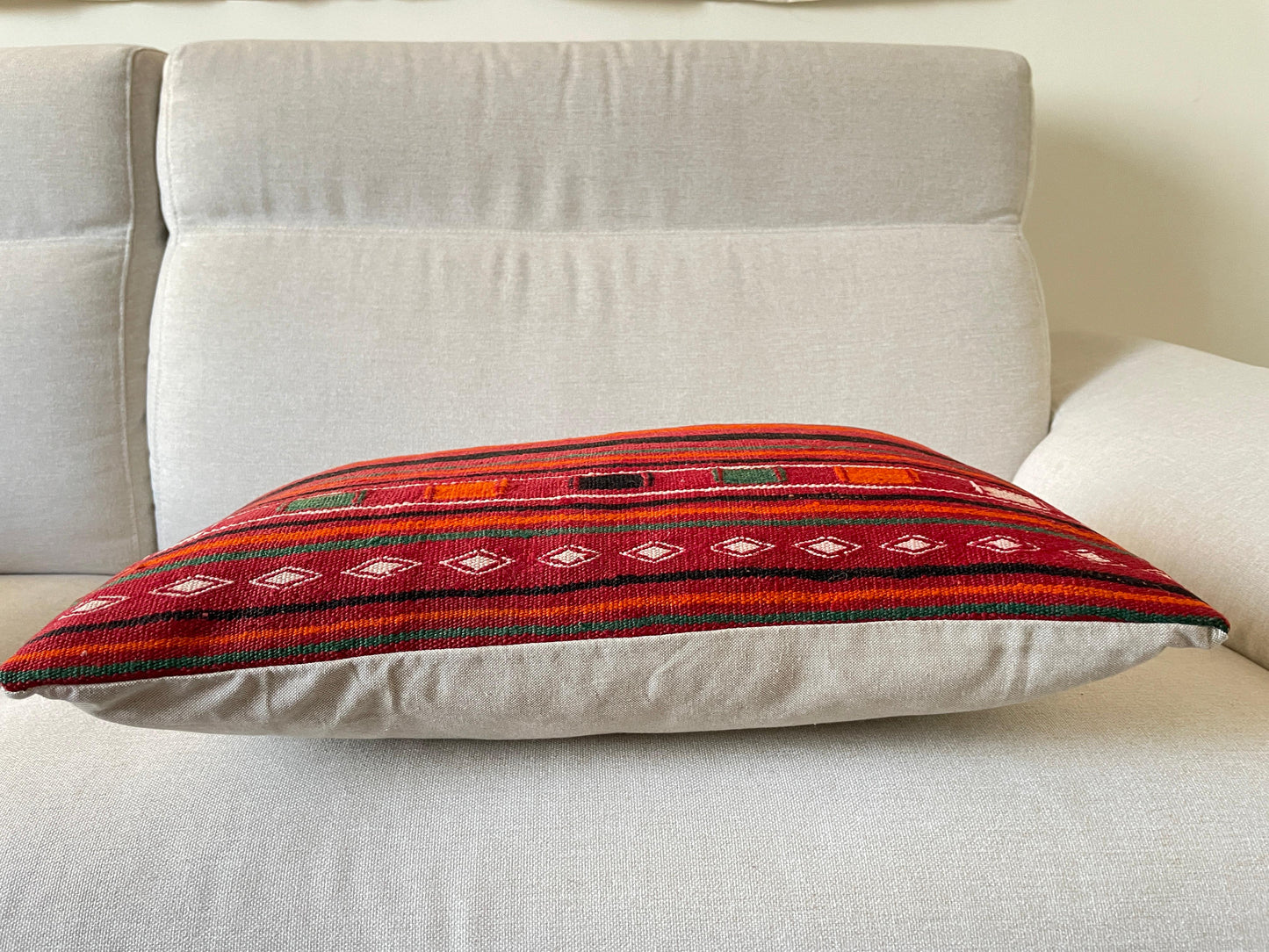 Hand woven Kilim cushion cover (60x40cm)