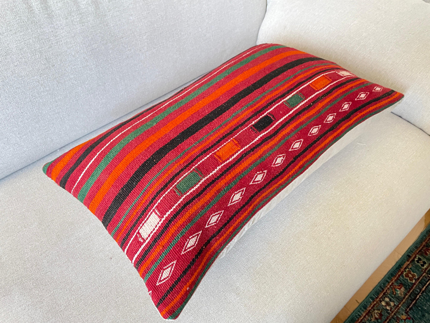 Hand woven Kilim cushion cover (60x40cm)