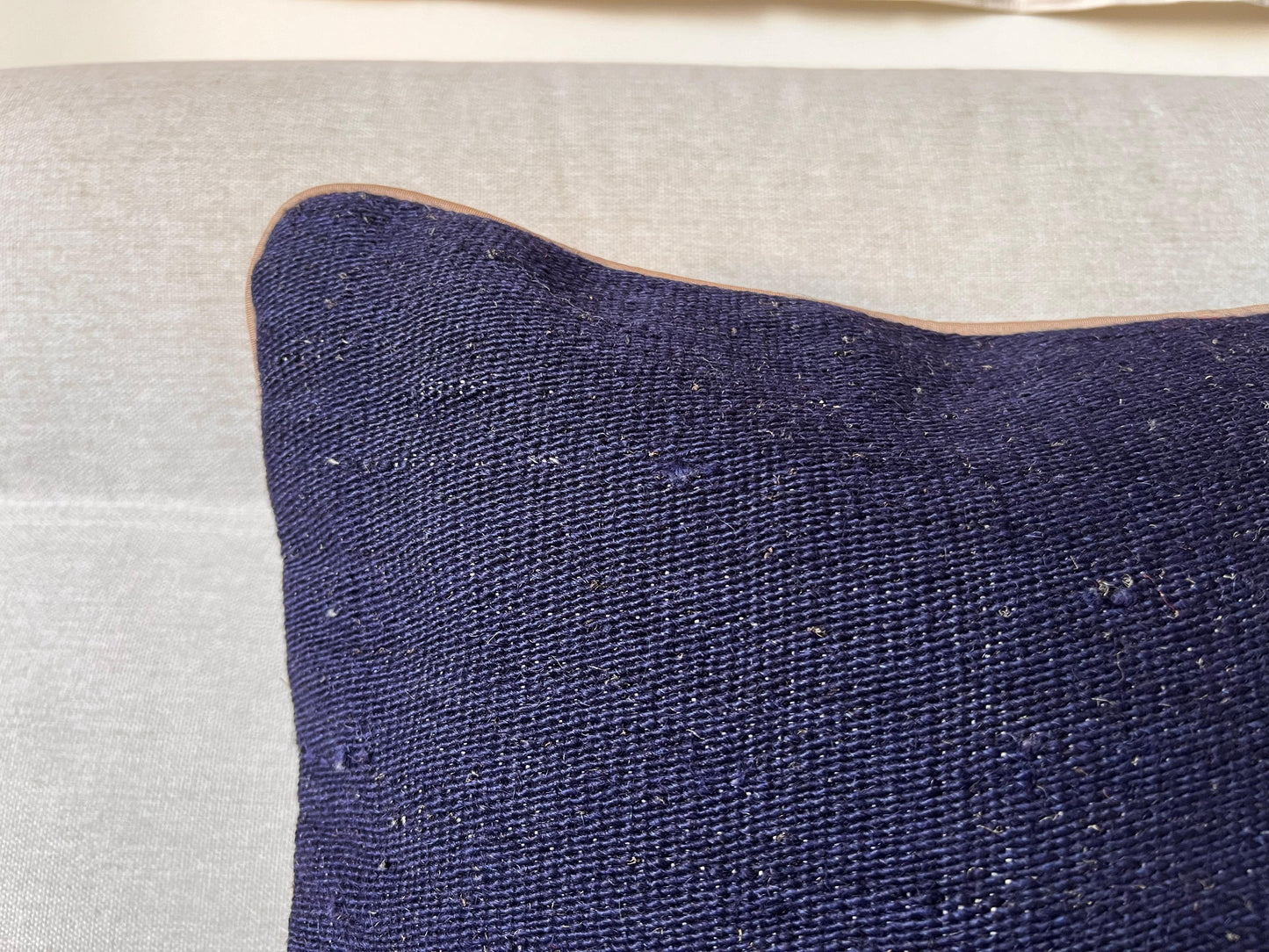 Hand woven Kilim cushion cover (50x50cm).