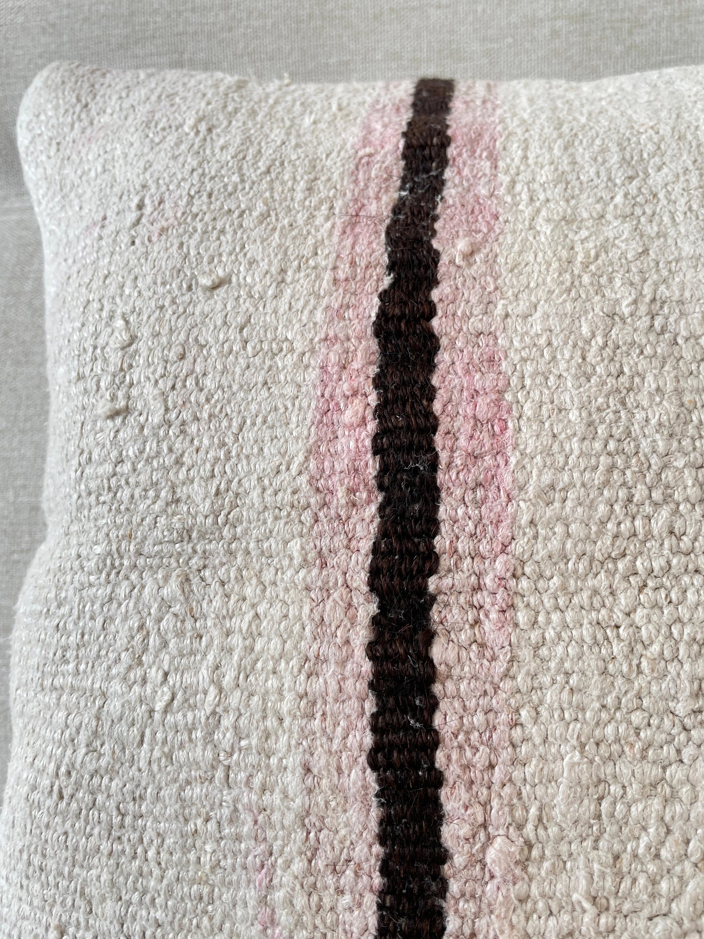 Hand woven Kilim cushion cover (40x40cm)