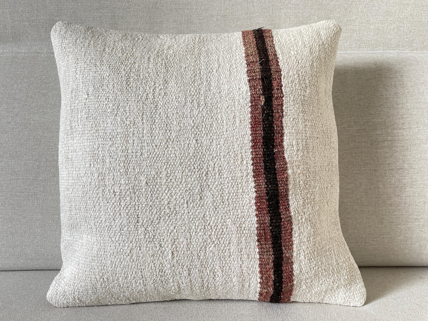 Hand woven Kilim cushion cover (40x40cm)