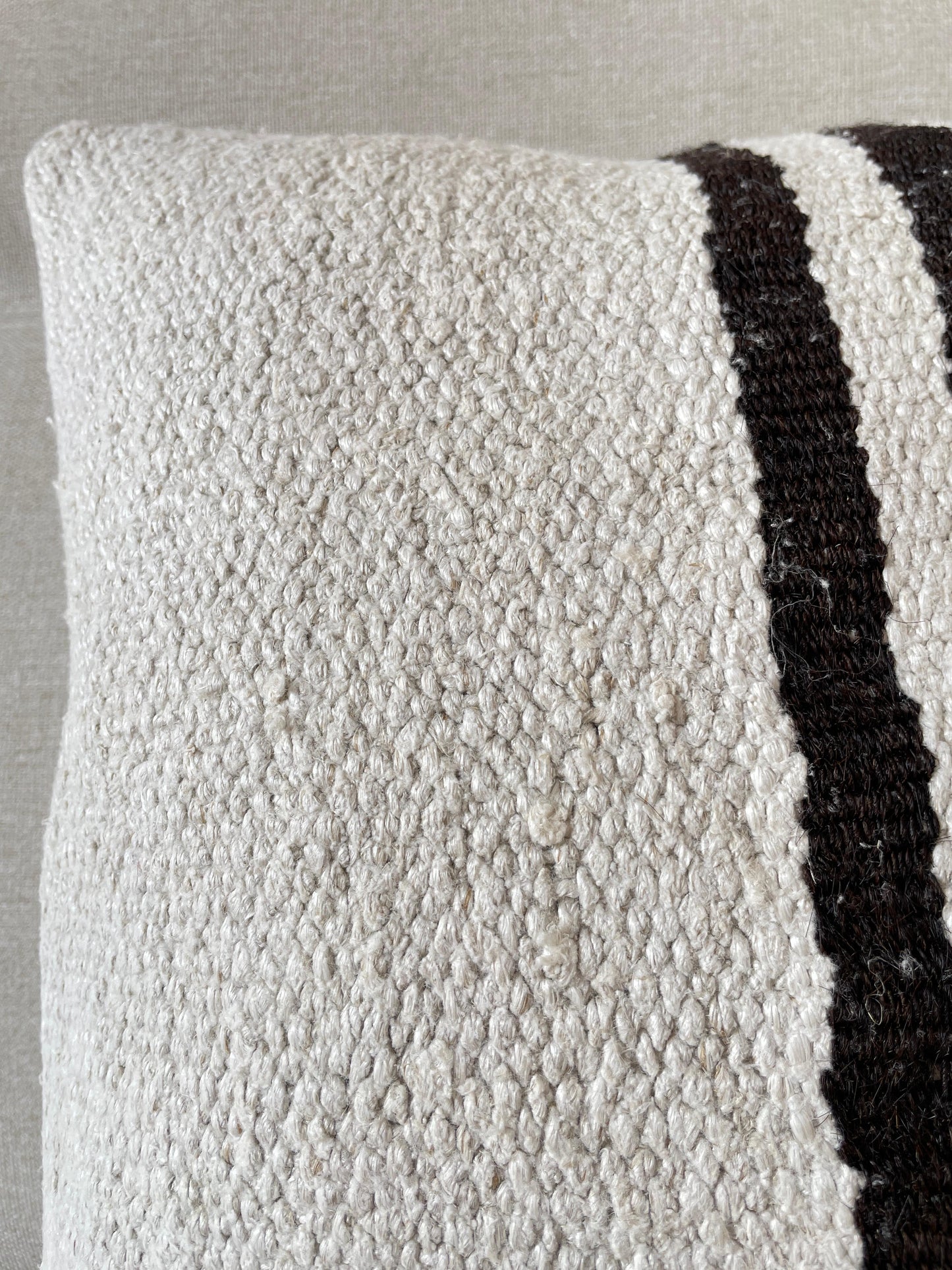 Hand woven Kilim cushion cover (40x40cm)