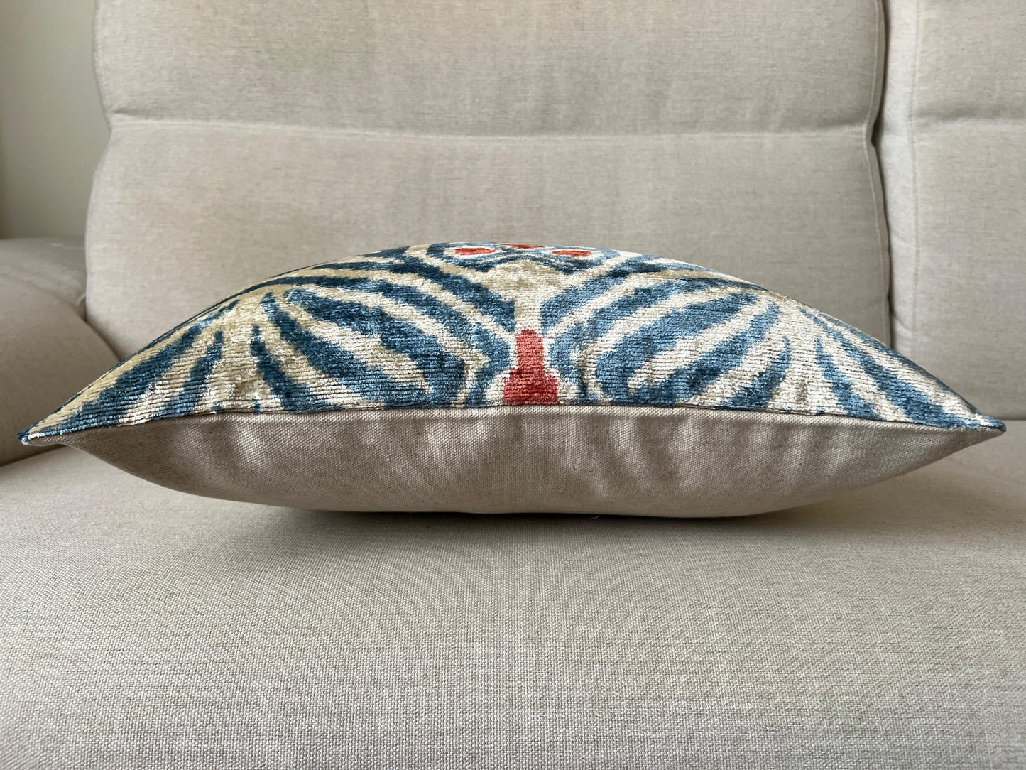 Ikat Velvet silk cushion 50x50cm.
