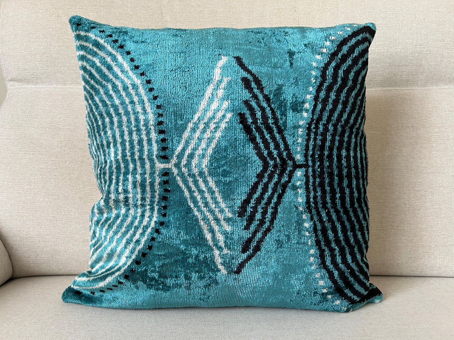 Ikat Velvet silk cushion 50x50cm.