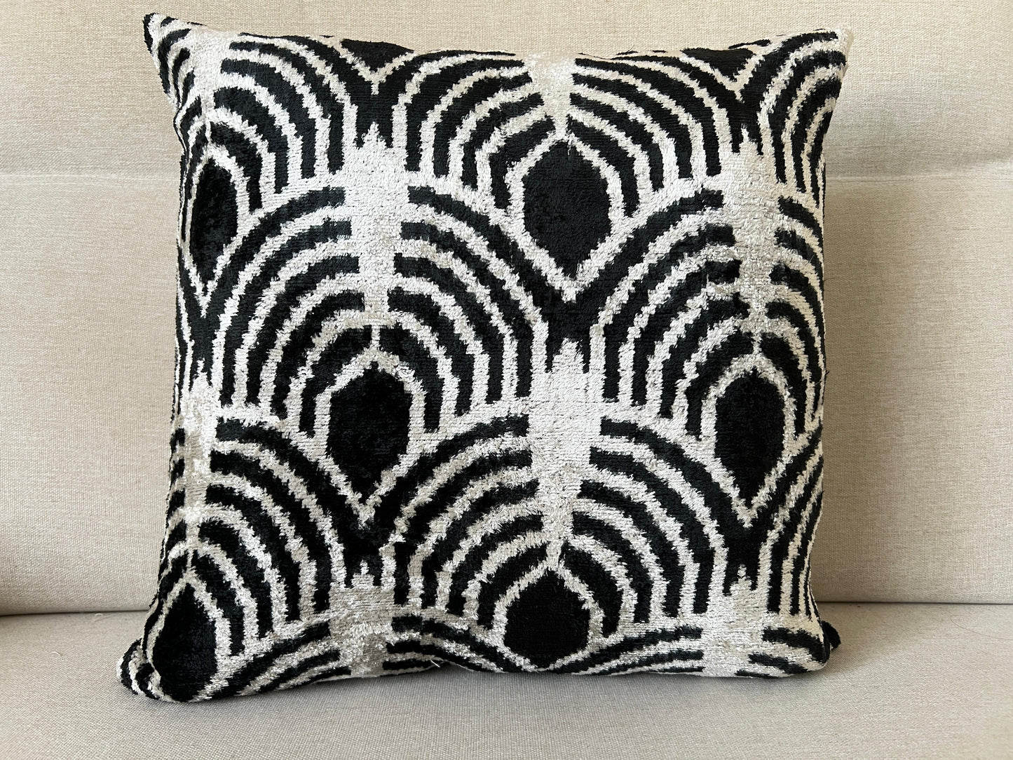 Ikat Velvet silk cushion 50x50cm.
