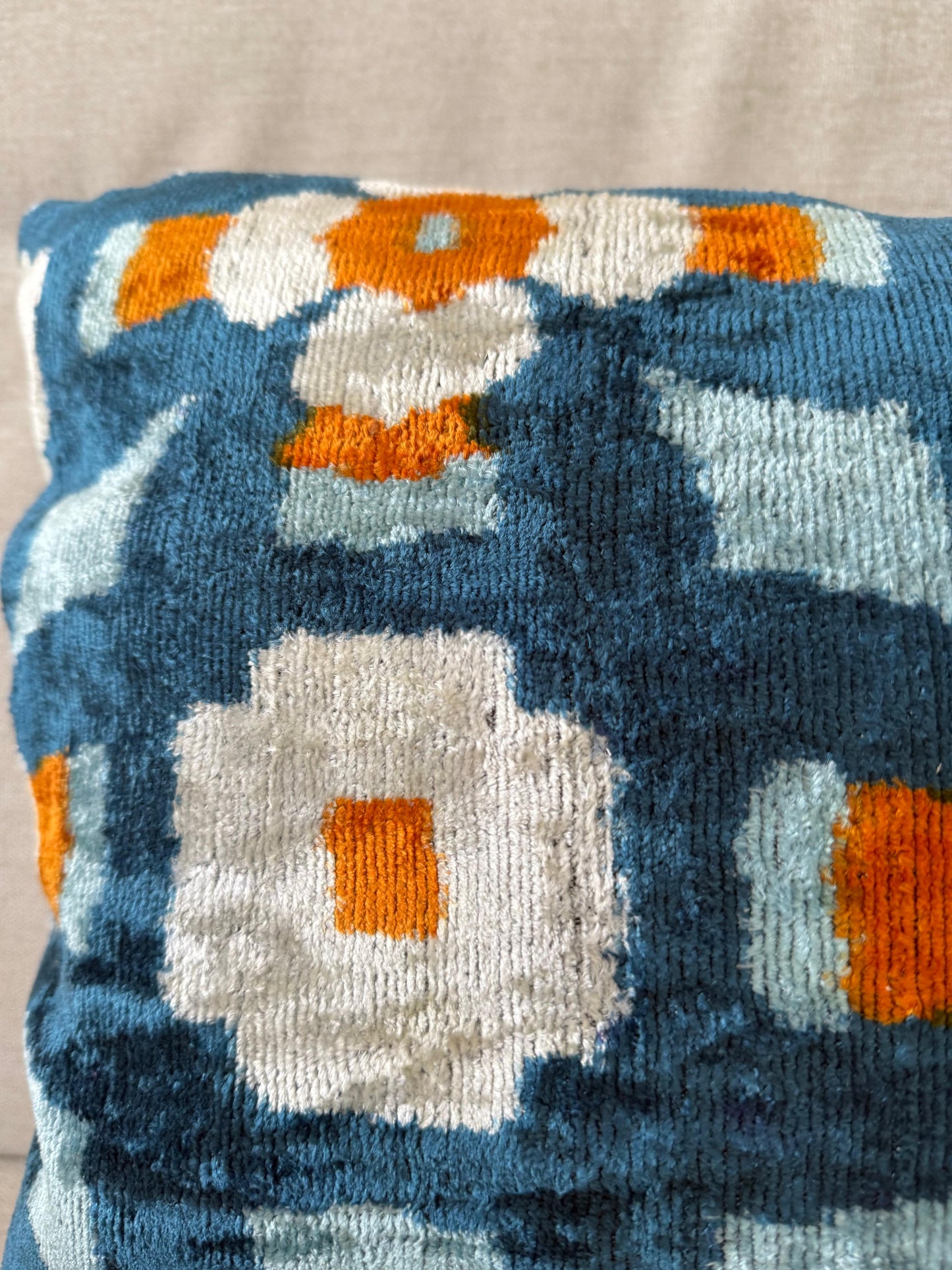 Ikat velvet cushion Hand made (40x60cm)