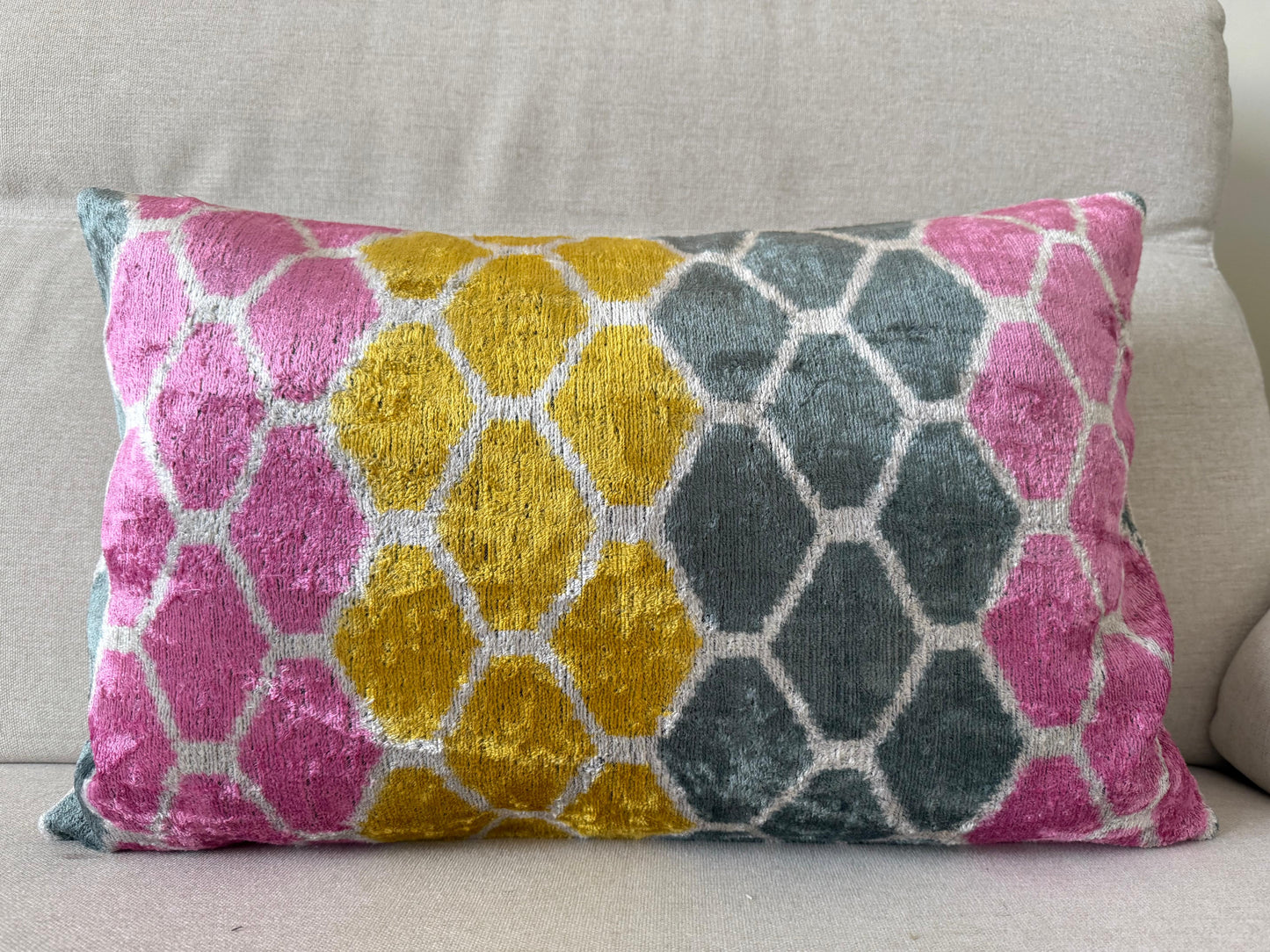 Ikat velvet cushion Hand made (40x60cm)