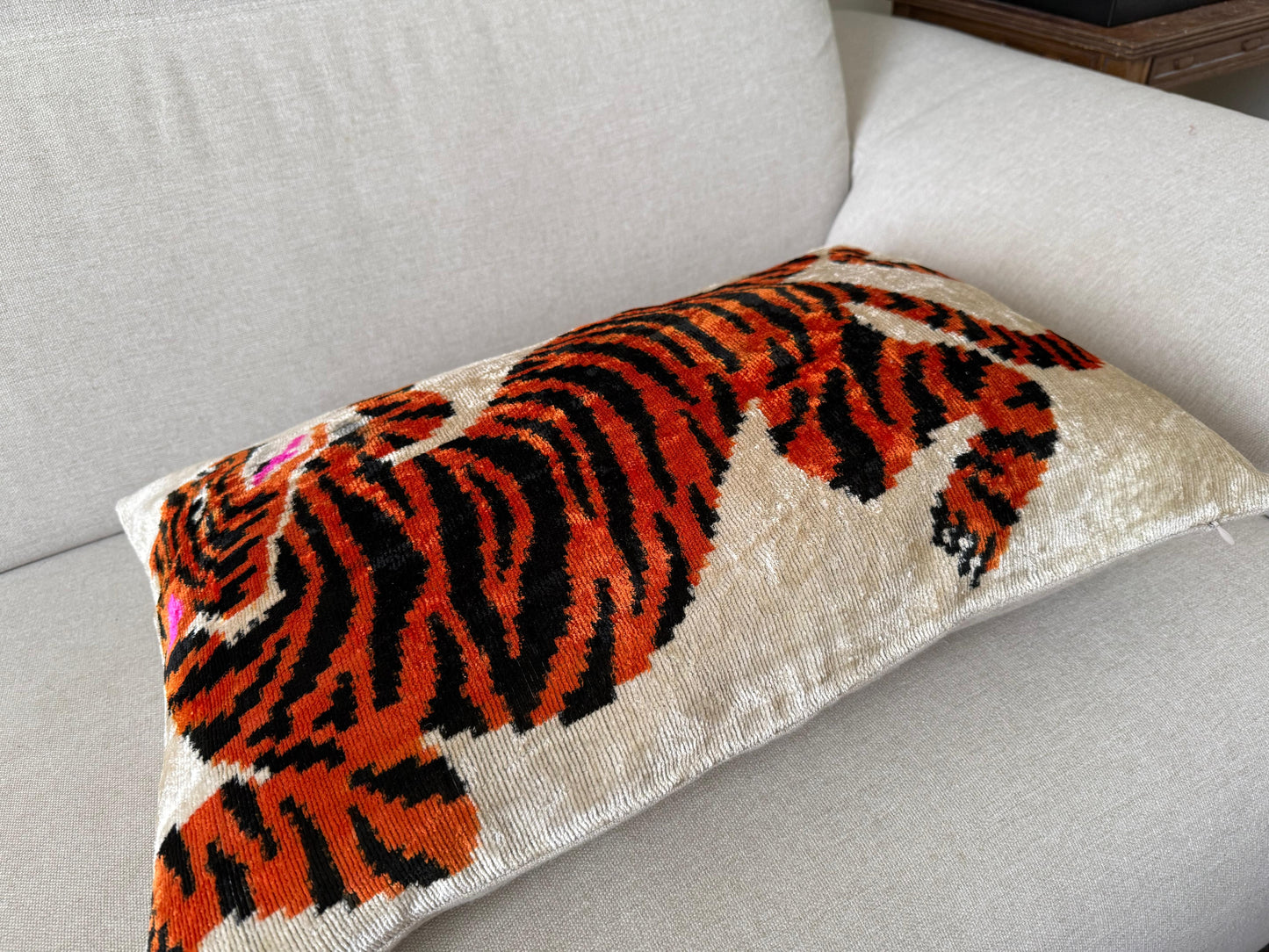 Ikat velvet cushion Hand made (40x60cm)
