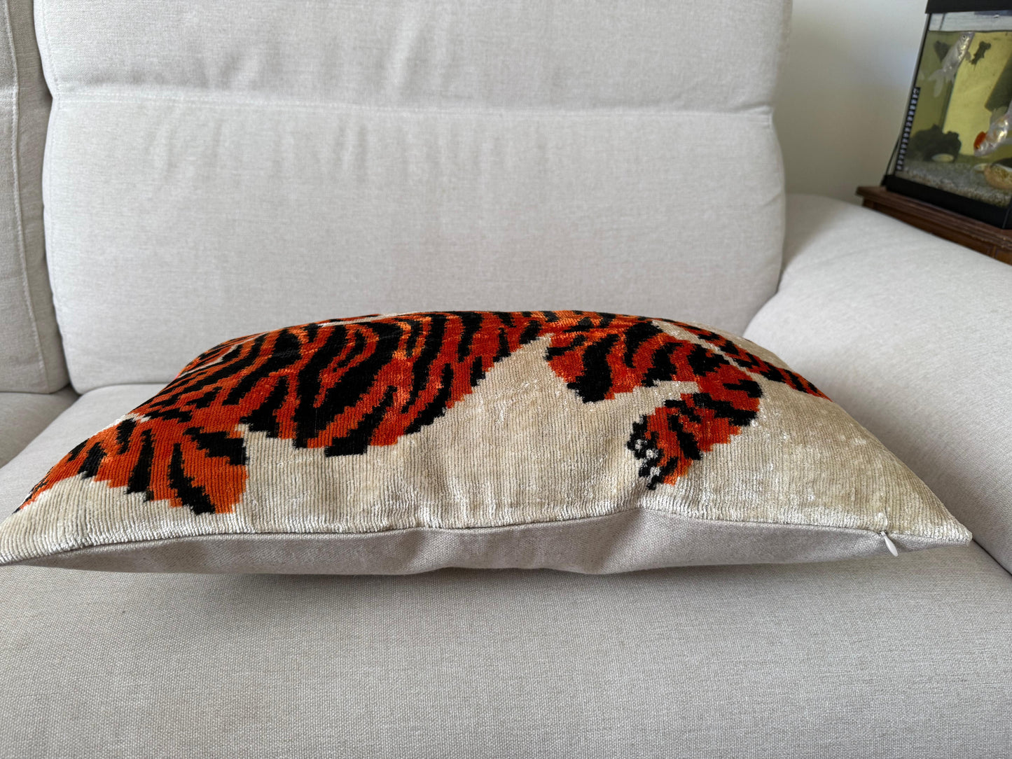 Ikat velvet cushion Hand made (40x60cm)