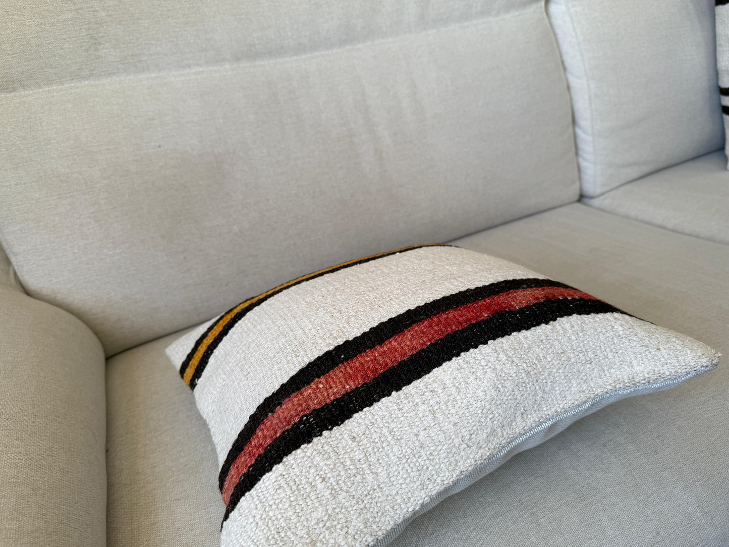 Hamp Hand woven Kilim cushion cover (40x40cm)
