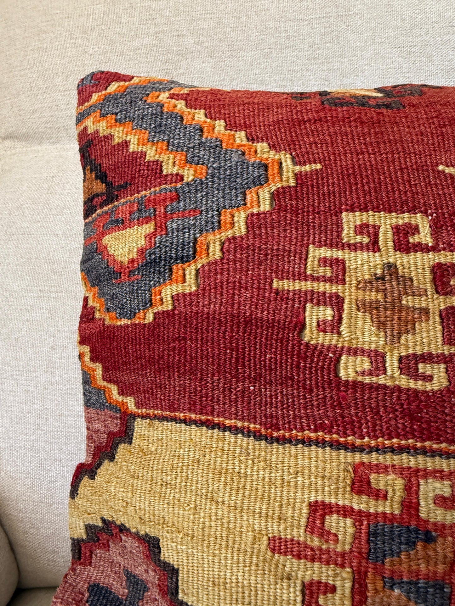 Turkish Hand woven Kilim cushion cover (40x40cm)