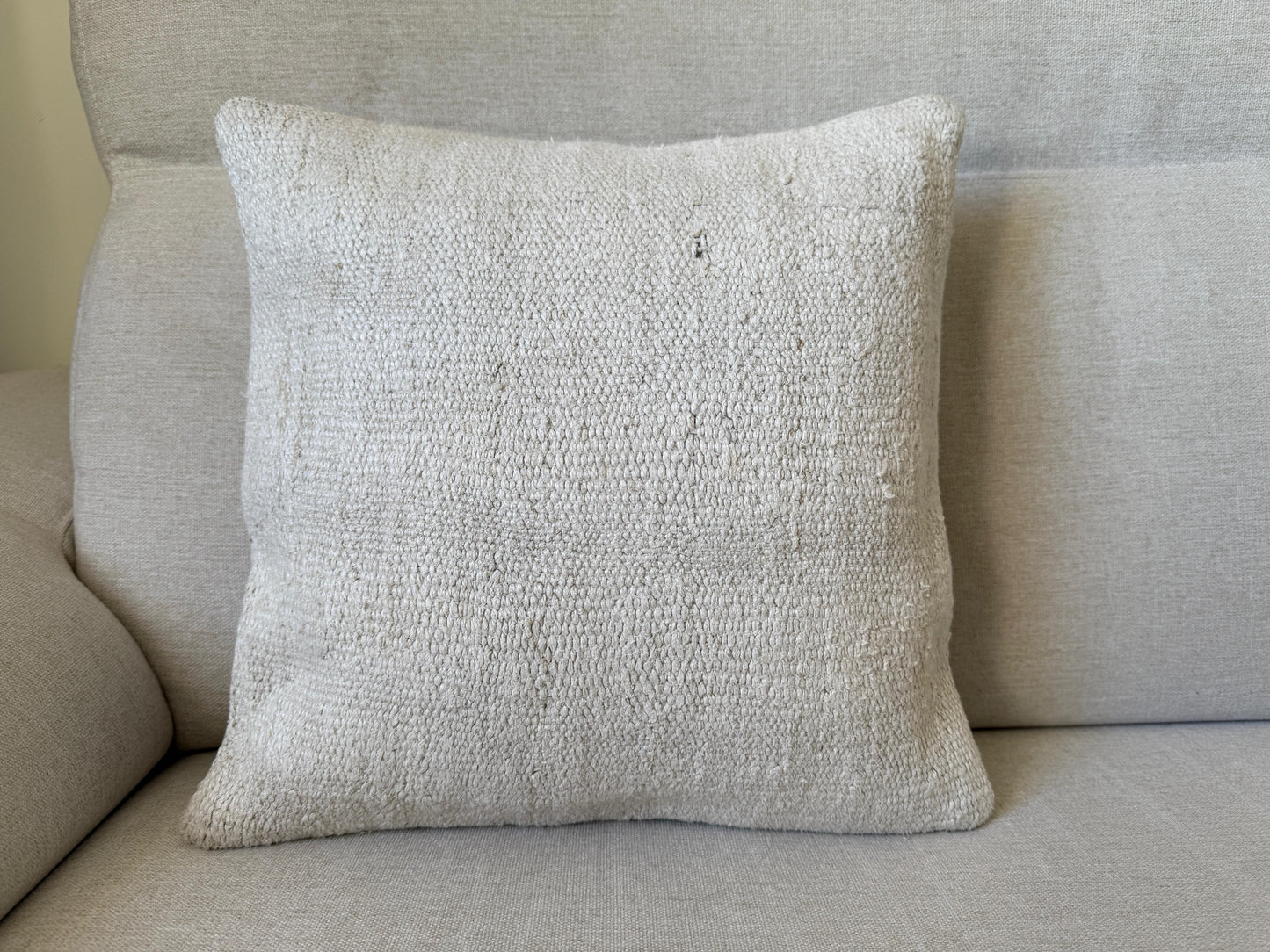 Hamp Hand woven Kilim cushion cover (40x40cm)