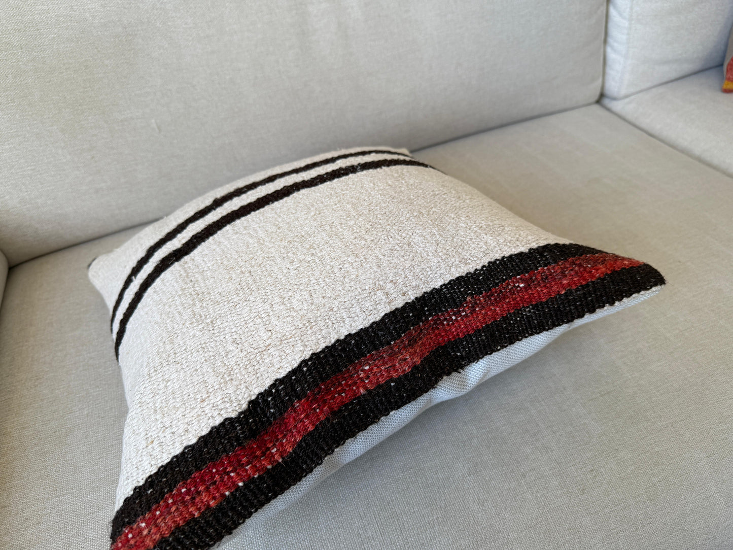 Hamp Hand woven Kilim cushion cover (40x40cm)