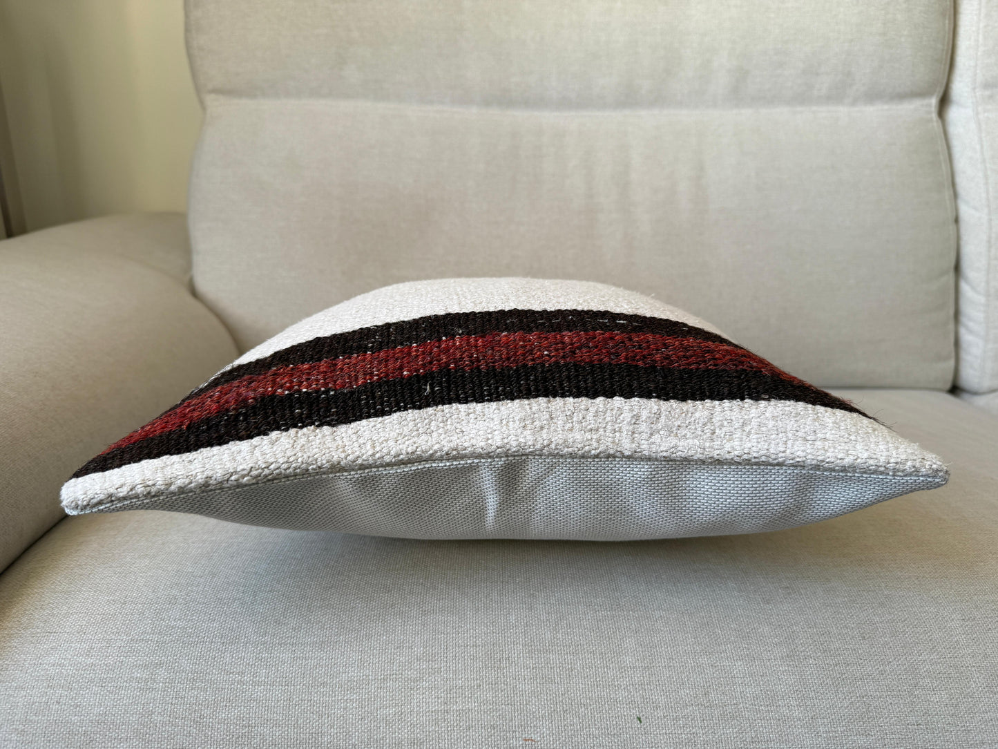 Hamp Hand woven Kilim cushion cover (40x40cm)