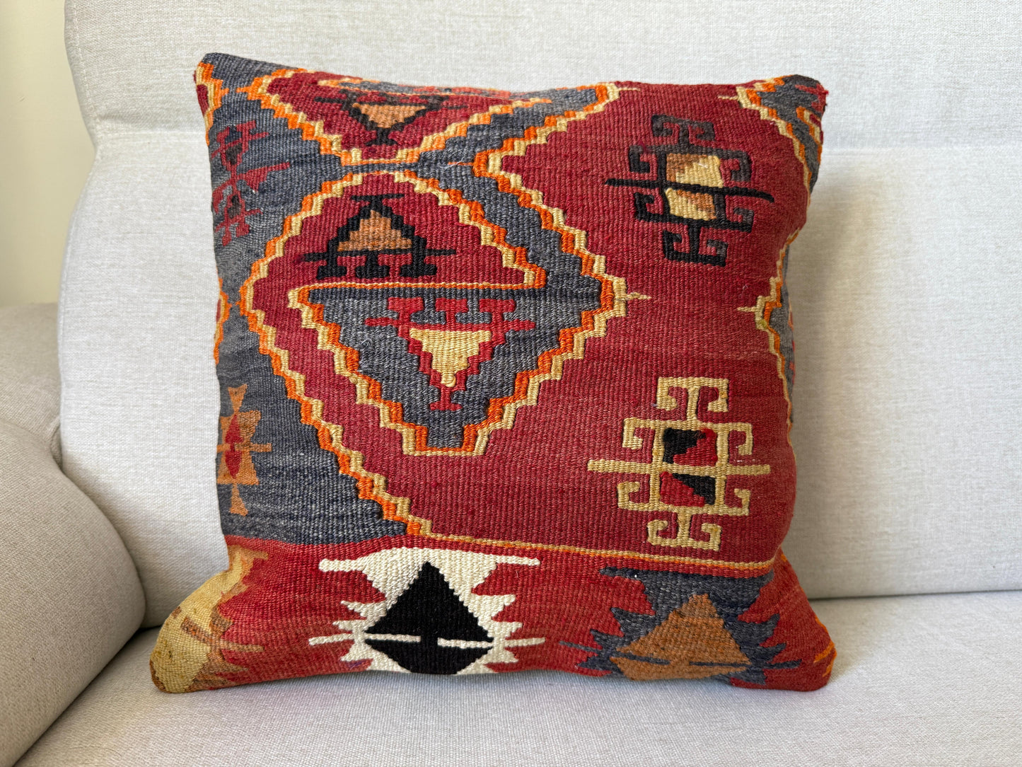 Turkish Hand woven Kilim cushion cover (40x40cm)