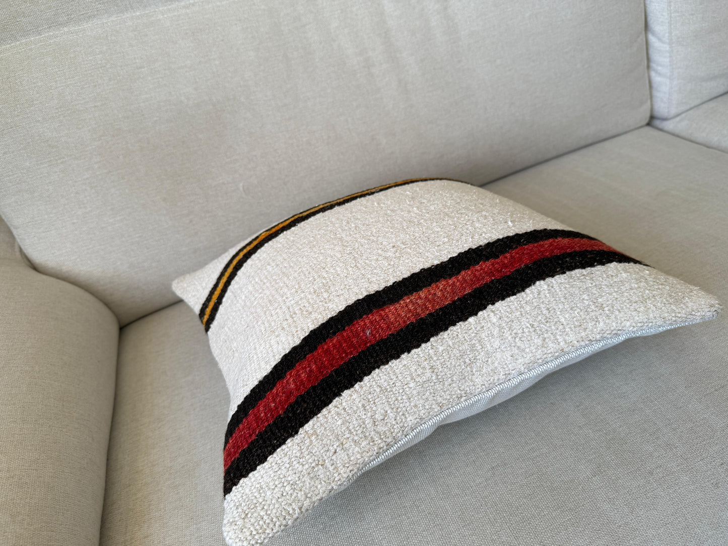 Hamp Hand woven Kilim cushion cover (40x40cm)