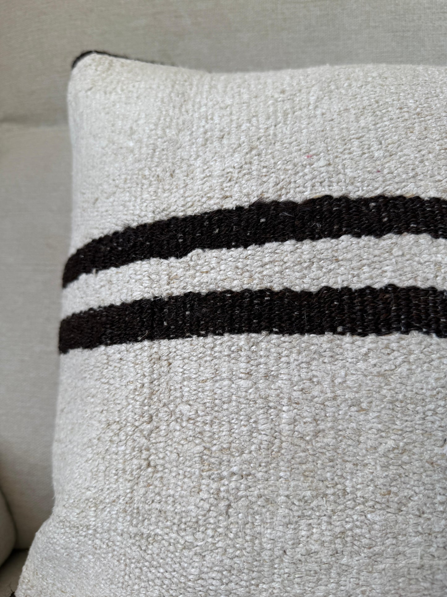 Hamp Hand woven Kilim cushion cover (40x40cm)