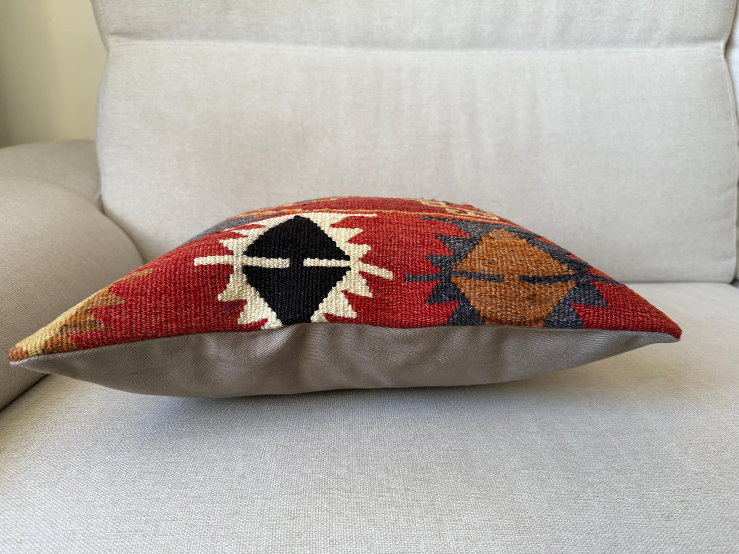Turkish Hand woven Kilim cushion cover (40x40cm)