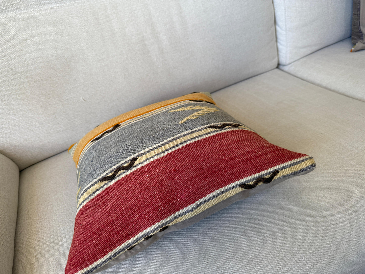 Turkish Hand woven Kilim cushion cover (40x40cm)