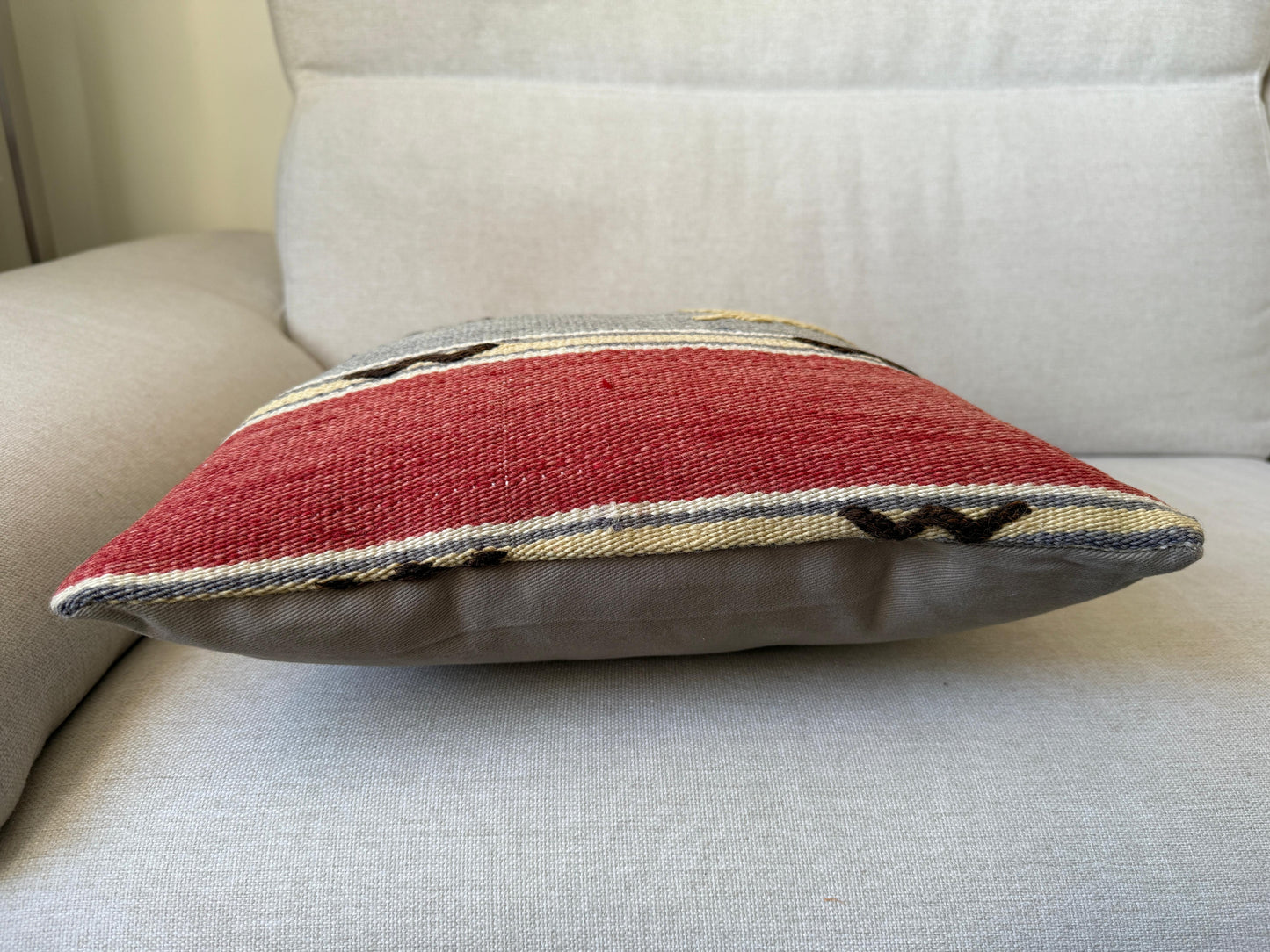 Turkish Hand woven Kilim cushion cover (40x40cm)