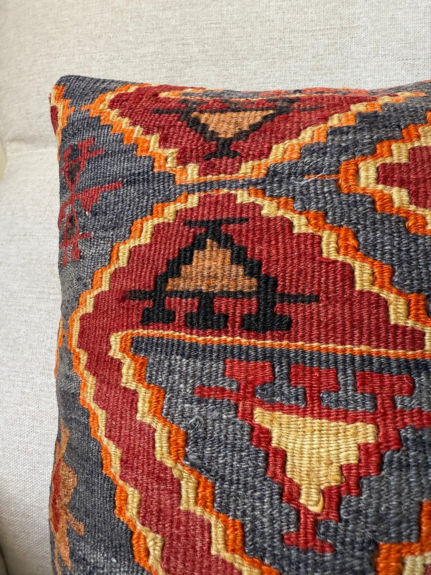 Turkish Hand woven Kilim cushion cover (40x40cm)