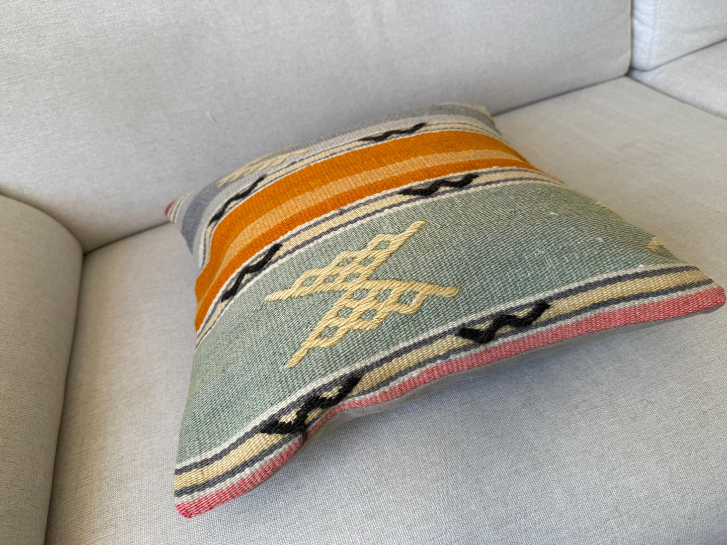 Turkish Hand woven Kilim cushion cover (40x40cm)