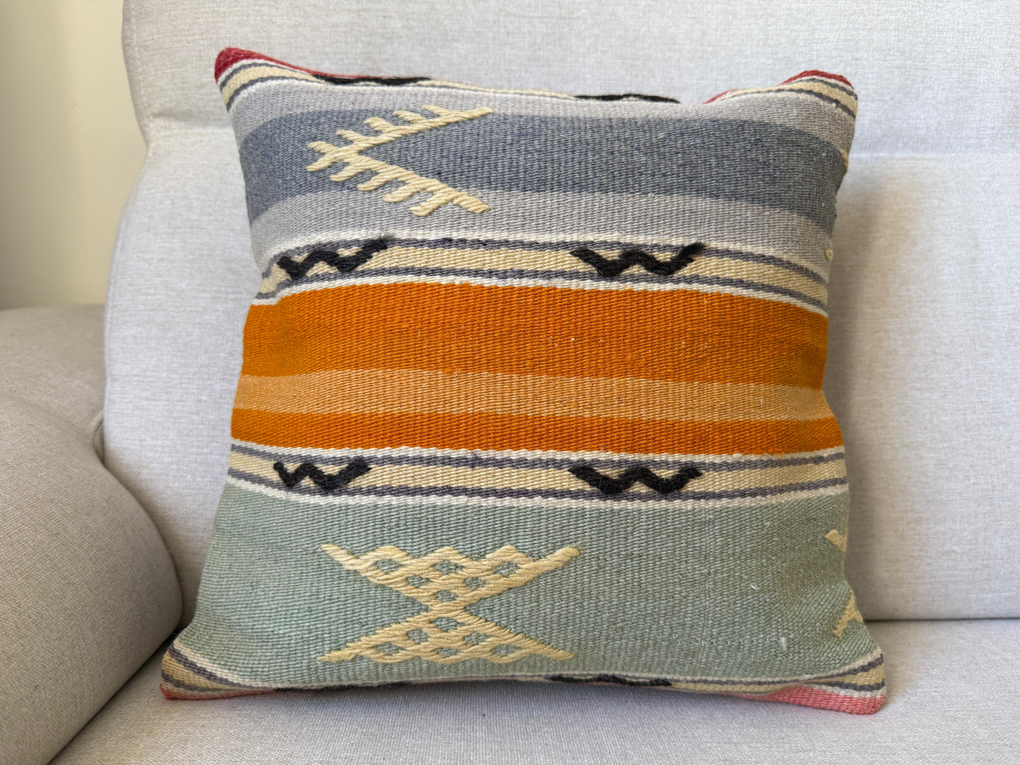 Turkish Hand woven Kilim cushion cover (40x40cm)
