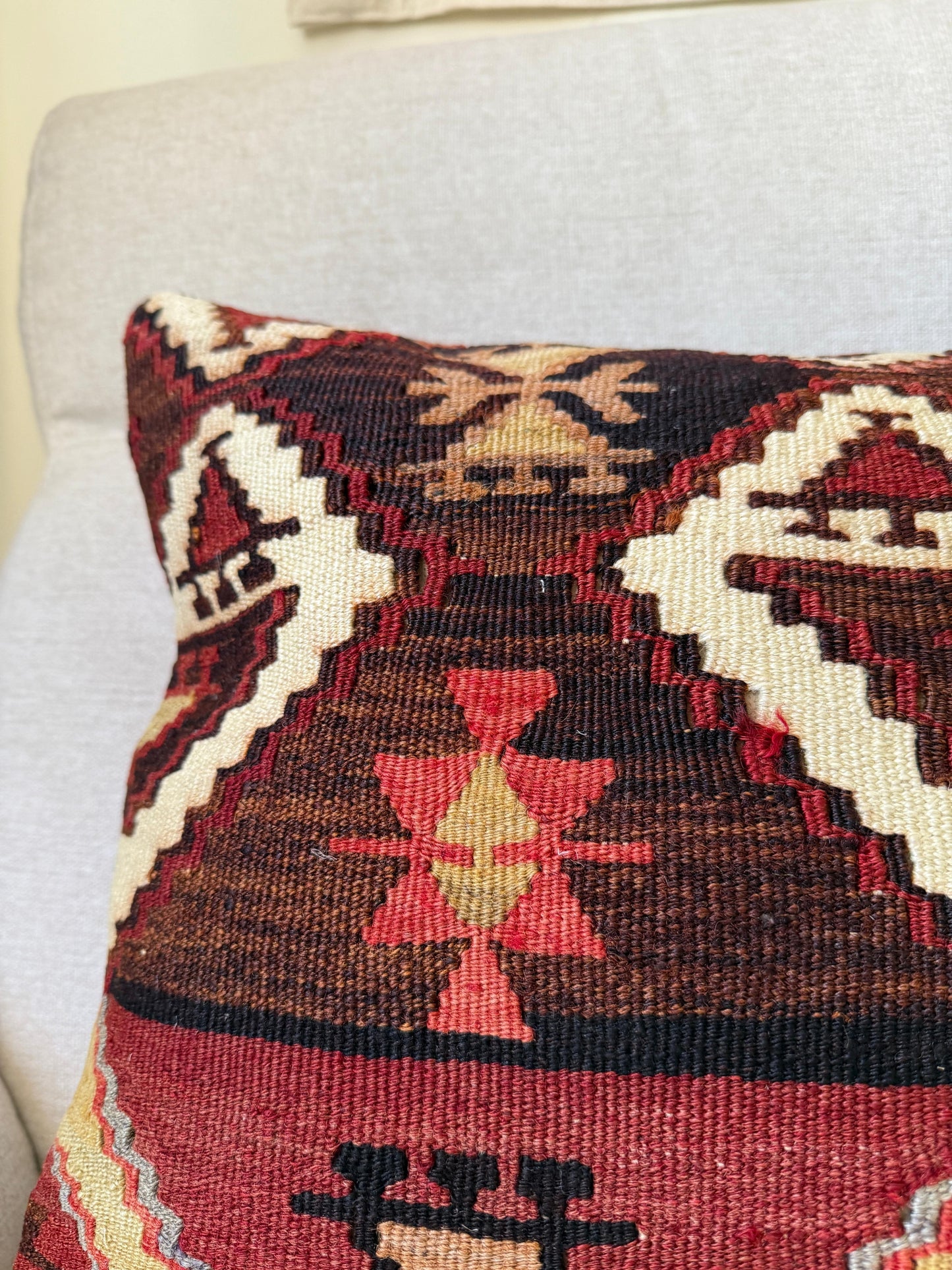 Turkish Hand woven Kilim cushion cover (40x40cm)