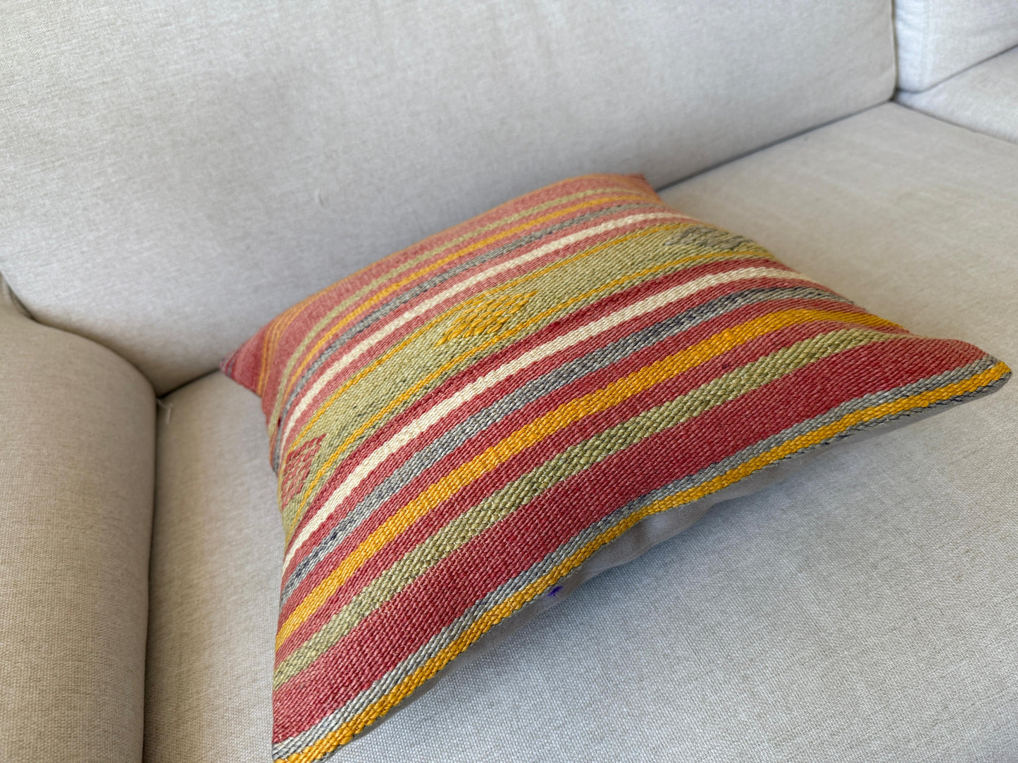 Turkish Hand woven Kilim cushion cover (40x40cm)