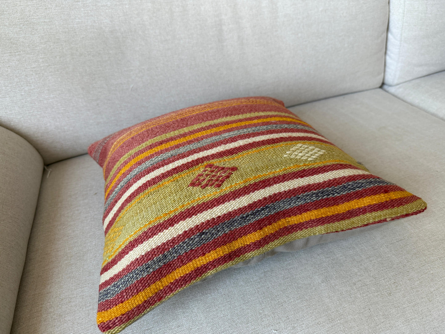 Turkish Hand woven Kilim cushion cover (40x40cm)