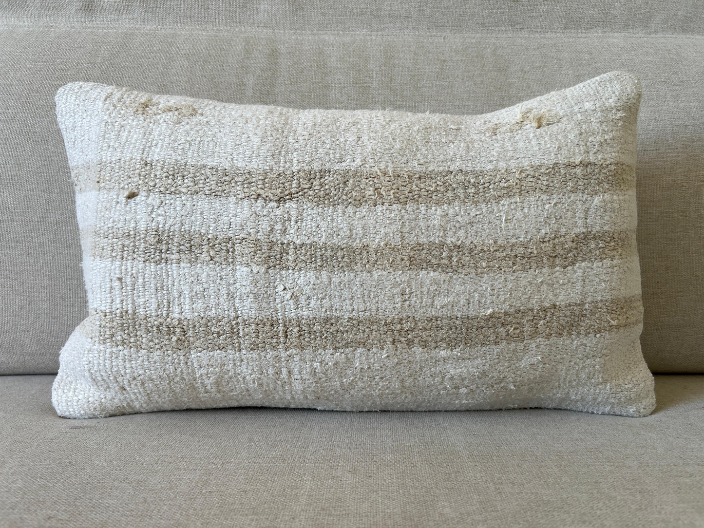 Hand woven Kilim cushion cover (50x30cm)