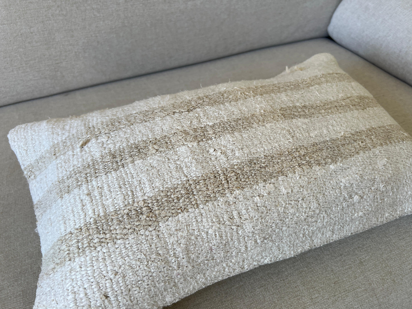 Hand woven Kilim cushion cover (50x30cm)