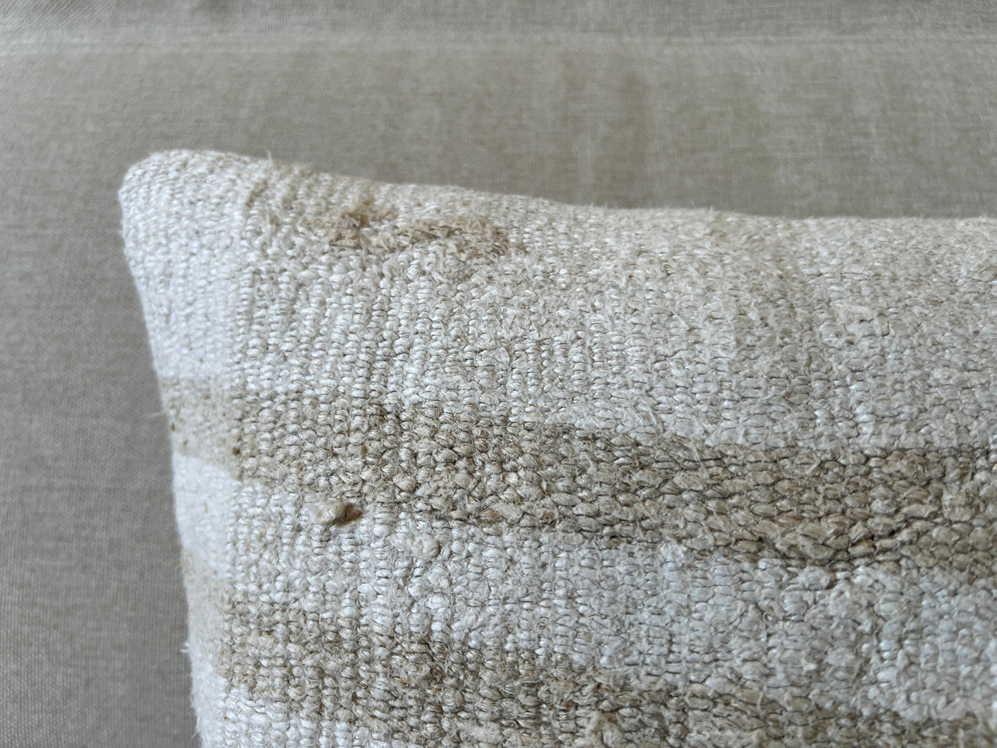 Hand woven Kilim cushion cover (50x30cm)