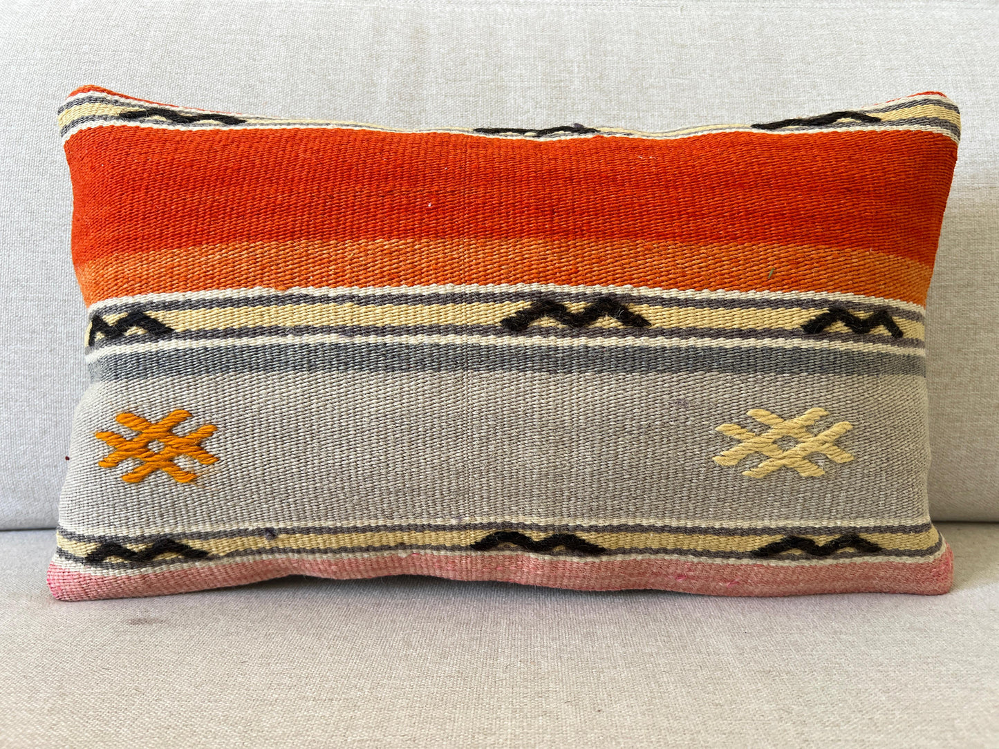 Hand woven Kilim cushion cover (50x30cm)