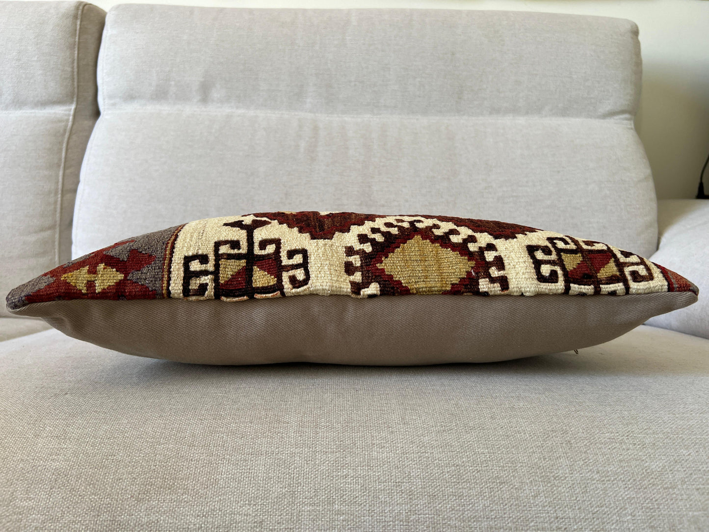 Hand woven Kilim cushion cover (50x30cm)