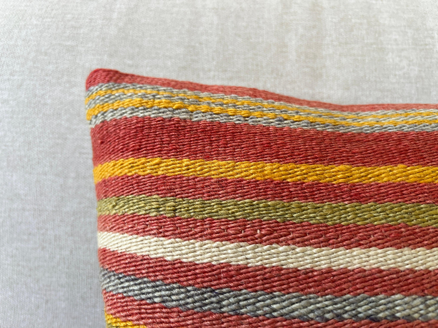 Hand woven Kilim cushion cover (50x30cm)