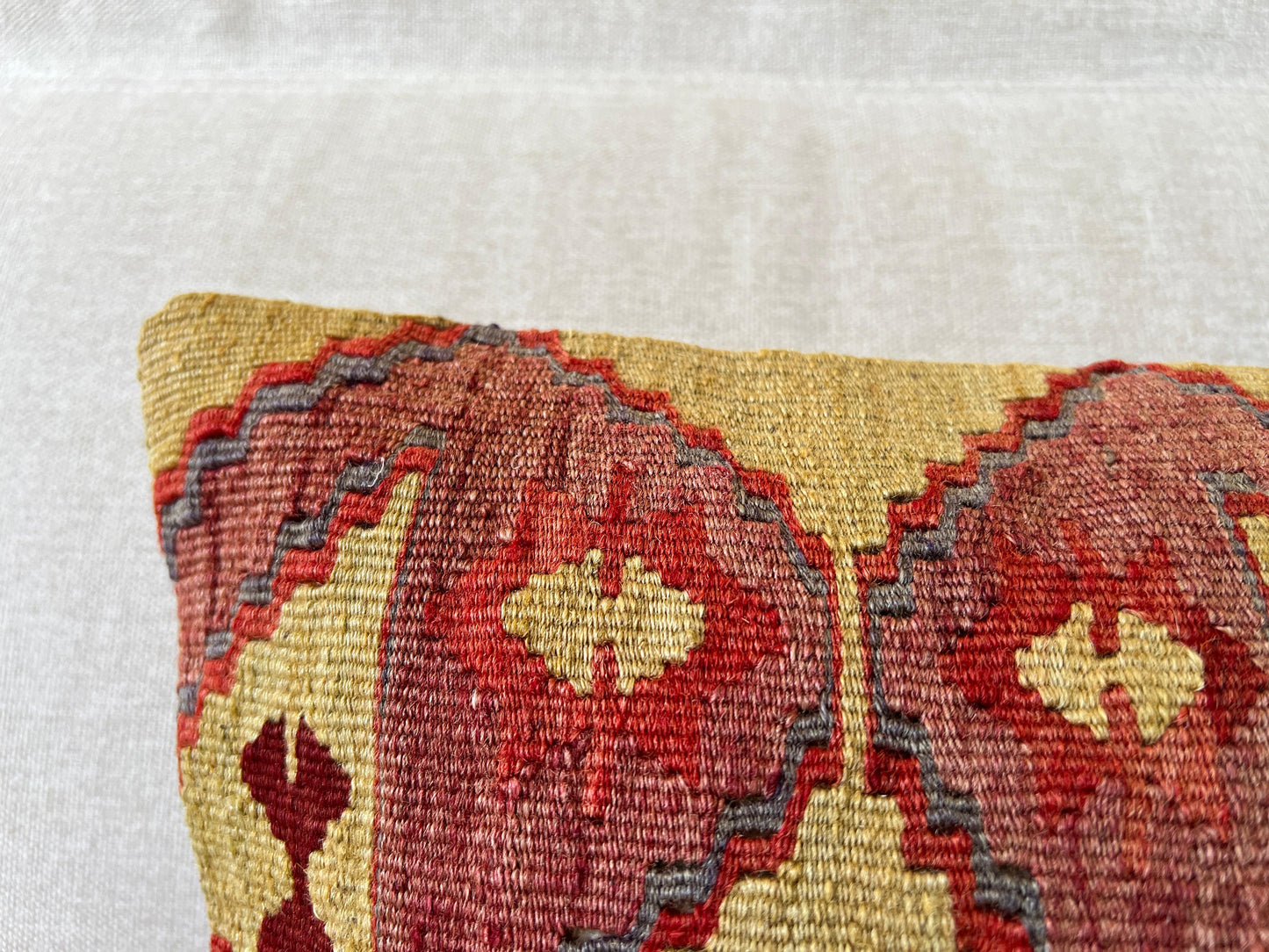 Hand woven Kilim cushion cover (50x30cm)