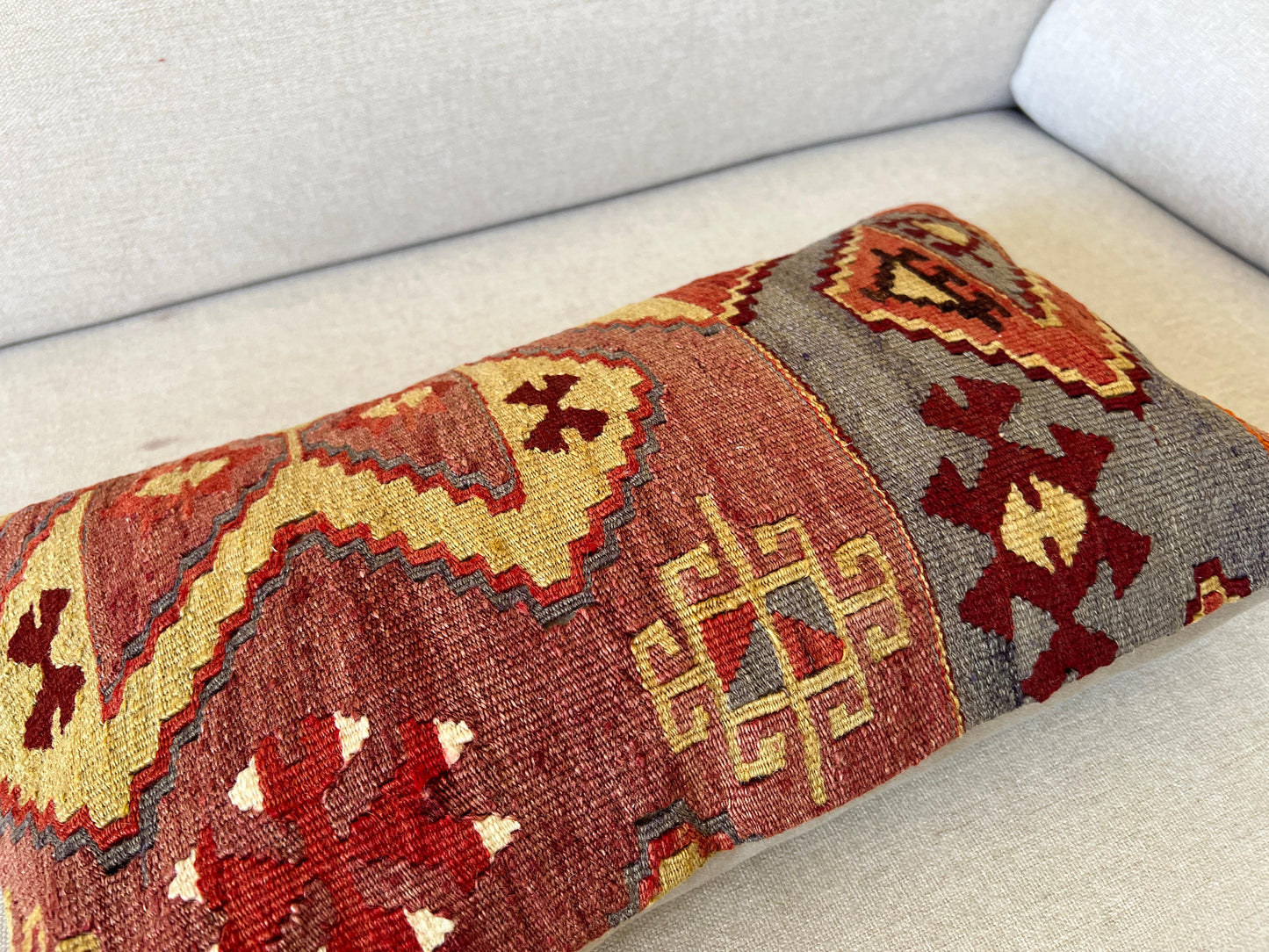Hand woven Kilim cushion cover (50x30cm)