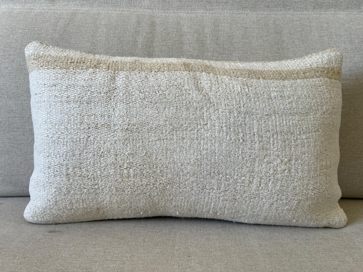 Hamp Hand woven Kilim cushion cover (50x30cm)