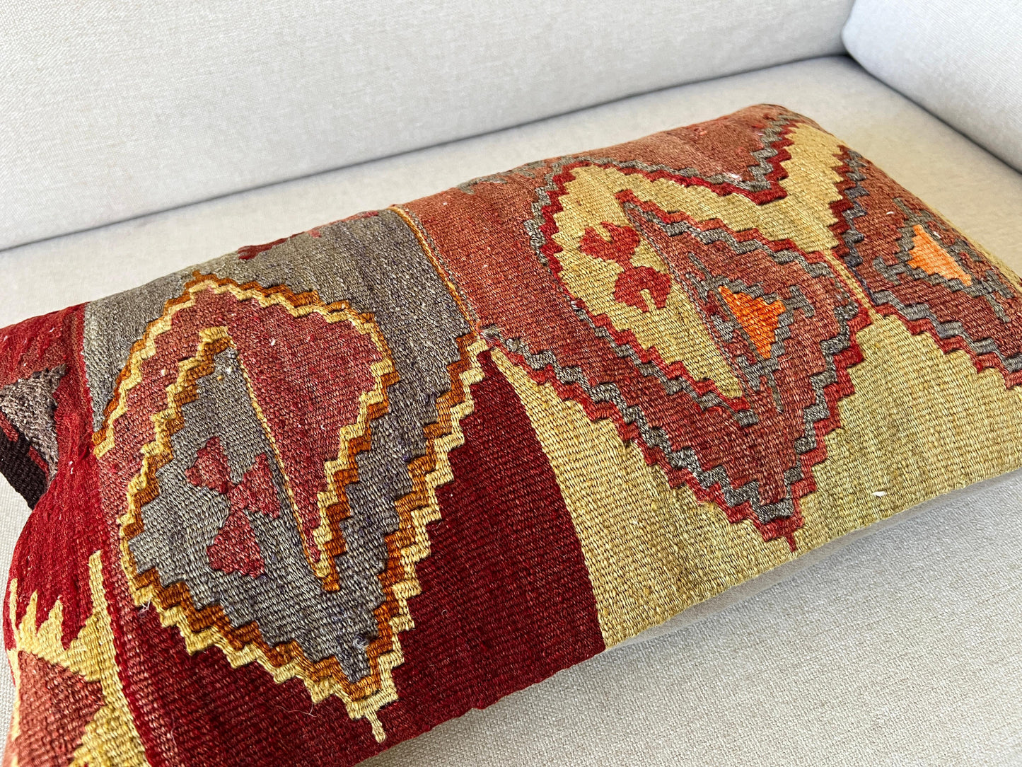 Hand woven Kilim cushion cover (50x30cm)