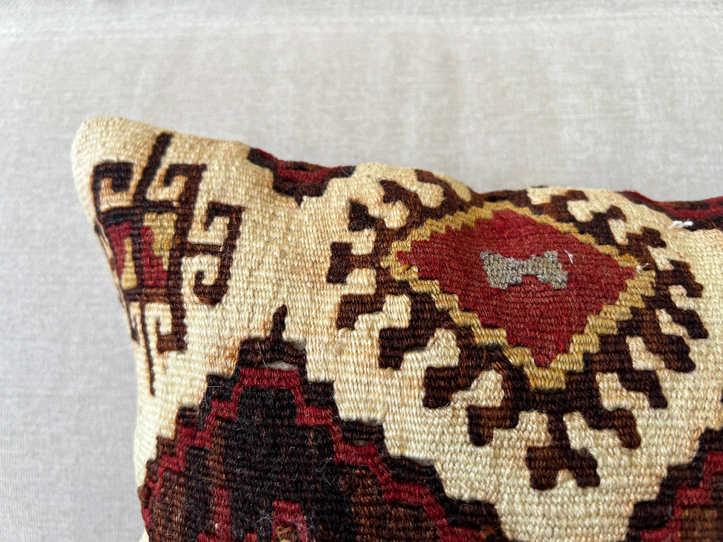 Hand woven Kilim cushion cover (50x30cm)