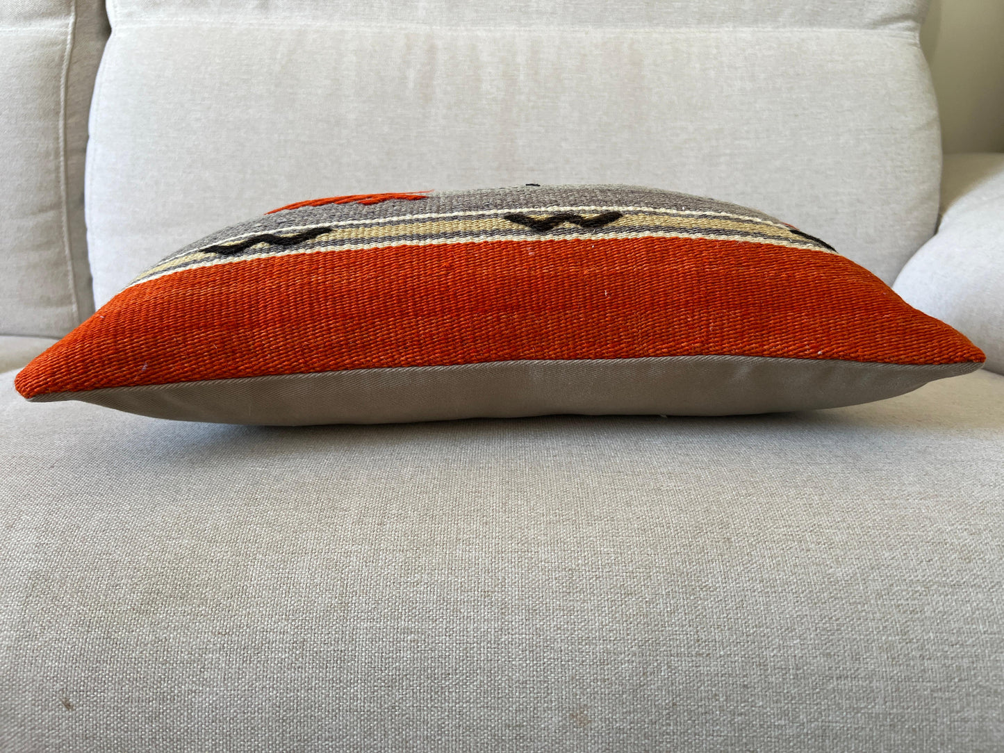 Hand woven Kilim cushion cover (50x30cm)