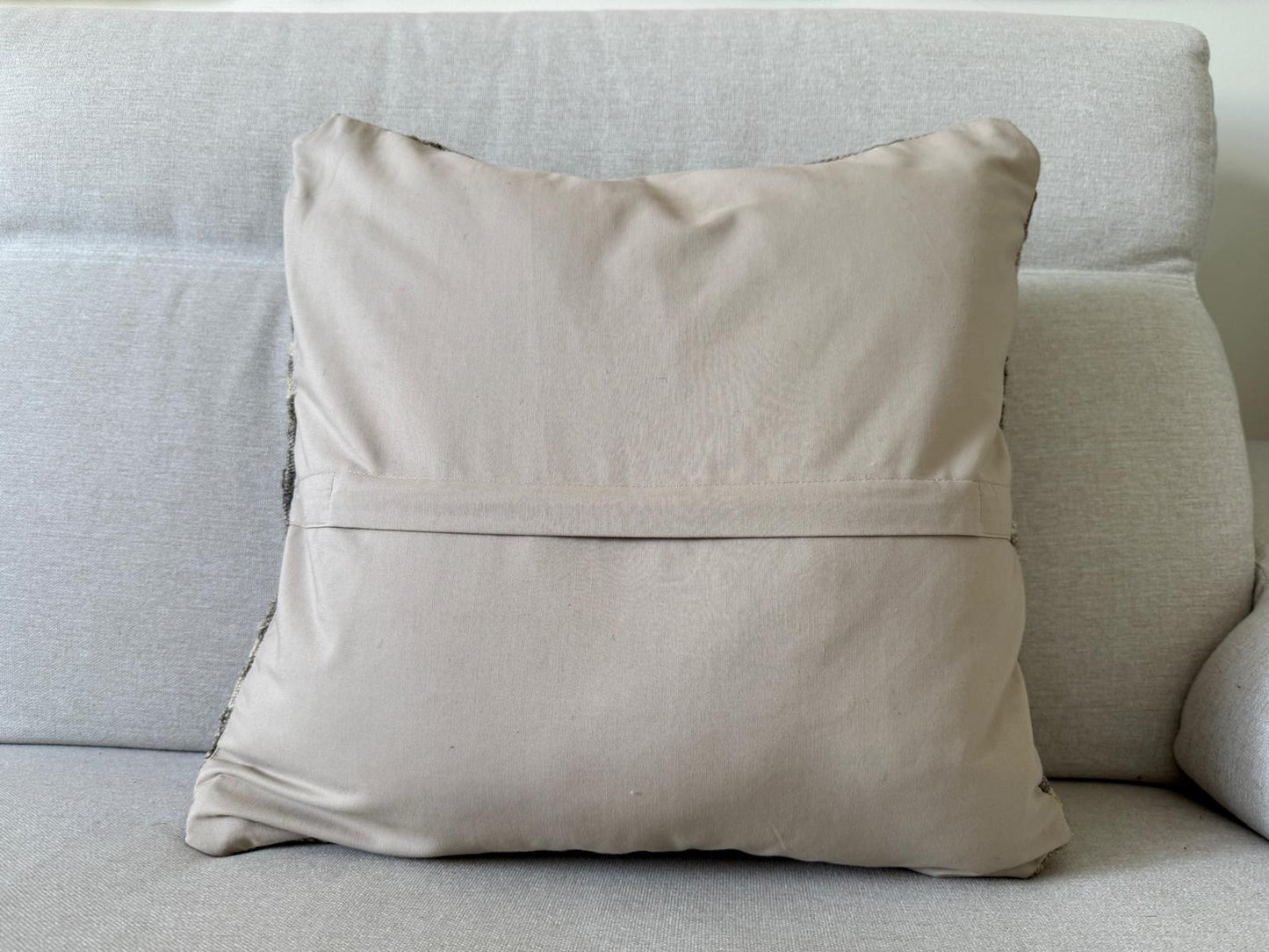 Hand woven Kilim cushion cover (50x50cm)